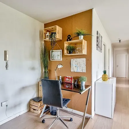 Spacious And Bright Flat ~~garonne~~